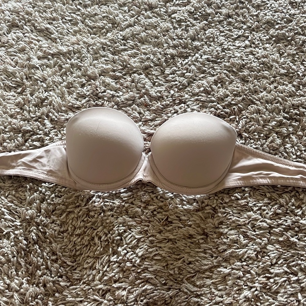 Victoria's Secret PINK Strapless Push Up Bra